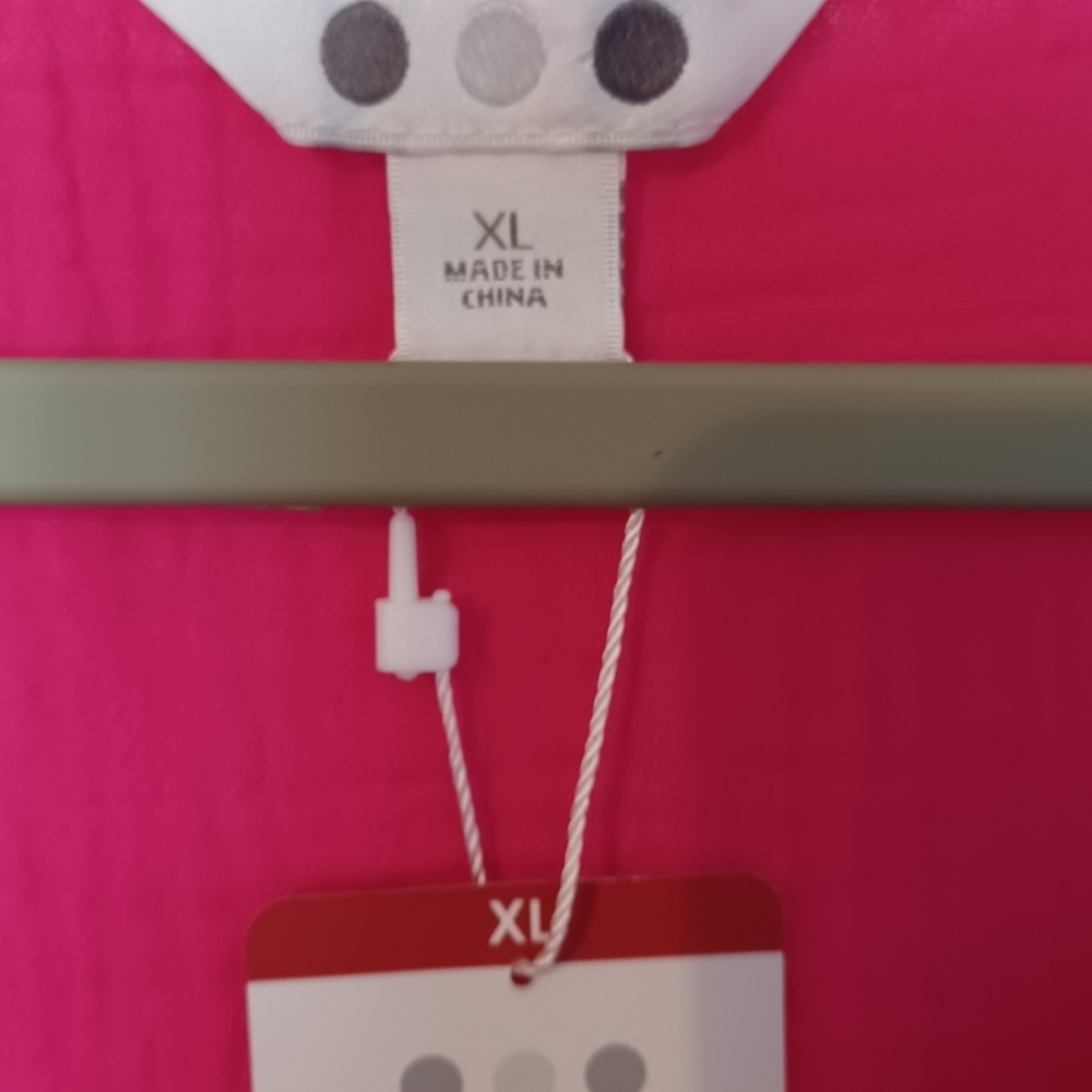 Three Dots Top, size XL. - Picture 7 of 12